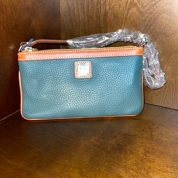 COPY - Dooney & Bourke Wristlet - Picture 1 of 4